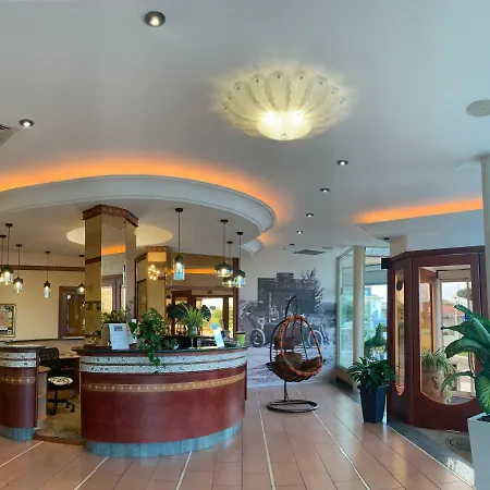 Romea Hotel