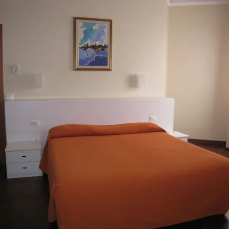 Szálloda Romea 3*